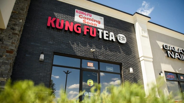 How Much Does Kung Fu Tea Pay?